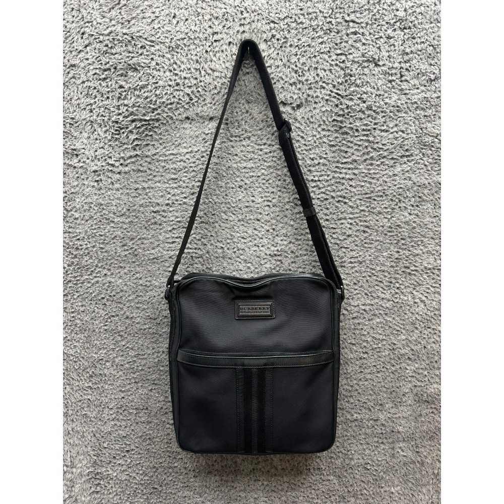 Burberry Nylon Leather Trim Crossbody Messenger Bag Black Unisex 14" x 13" - Picture 2 of 16